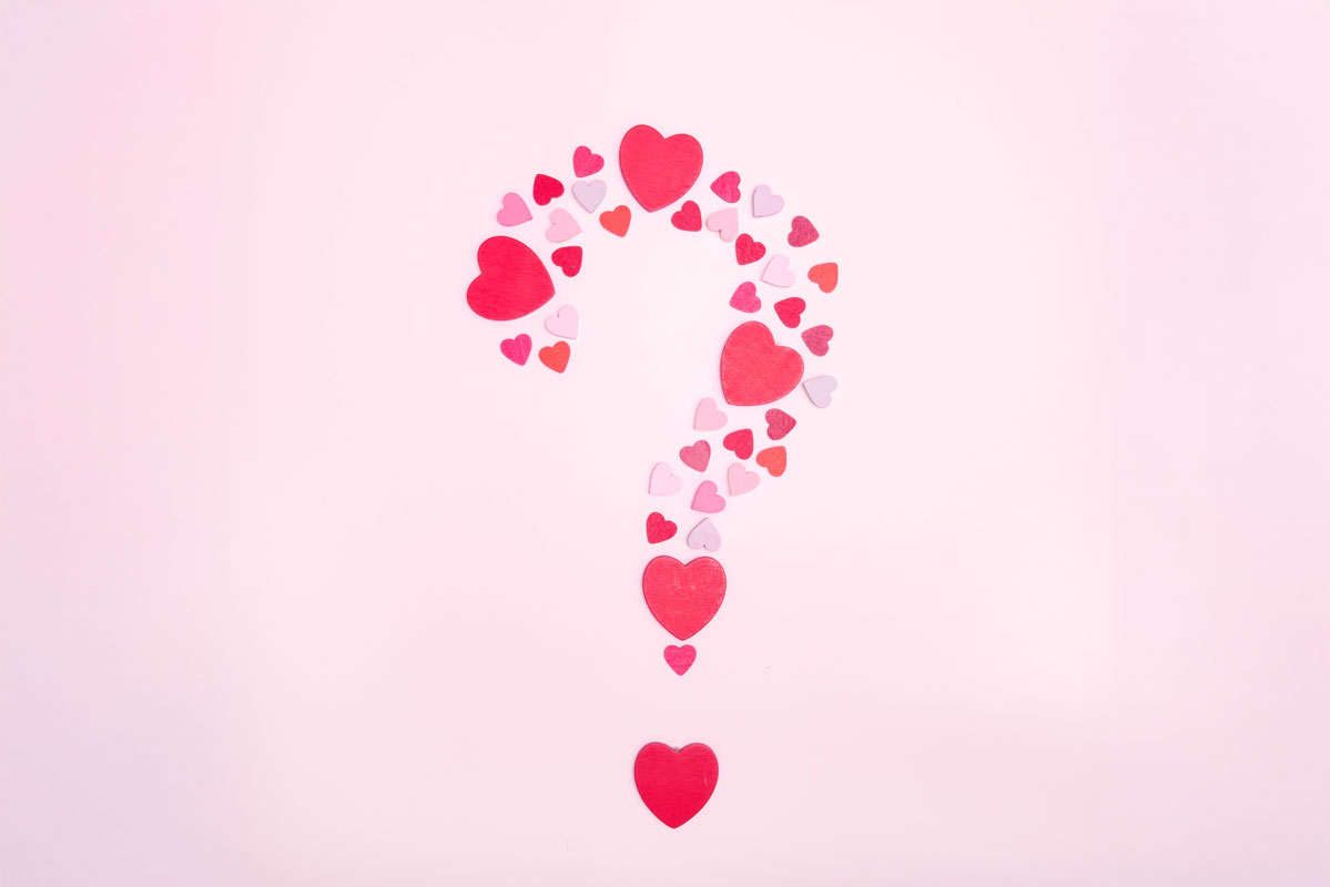 Comment reconnaître le comportement d’un homme timide amoureux