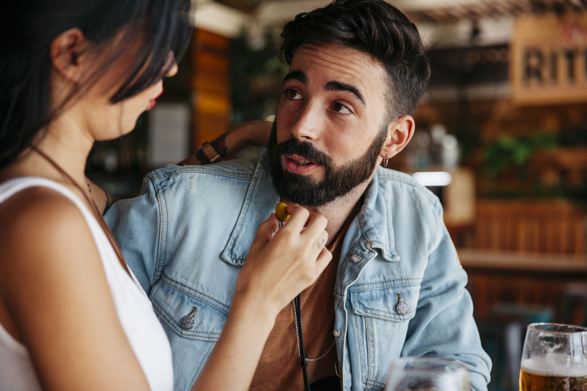 Comment séduire une femme sans passer pour un mec lourd ?